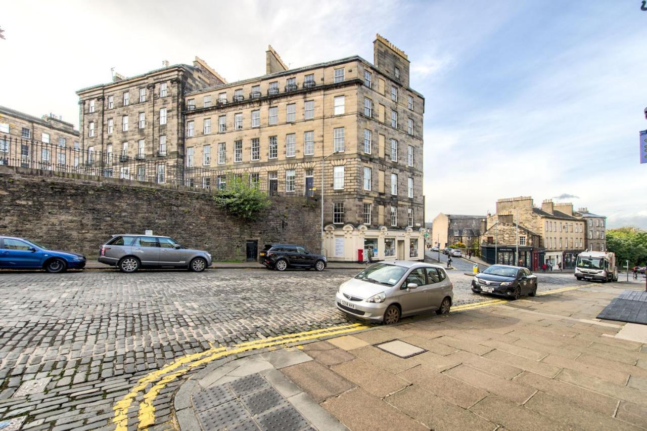 Joivy Bright & Spacious Apt In Stockbridge Edimburgo Esterno foto