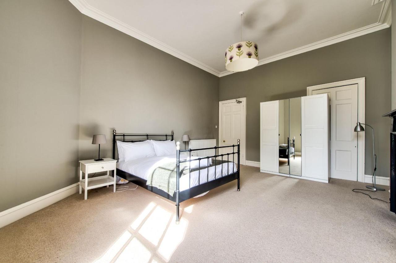 Joivy Bright & Spacious Apt In Stockbridge Edimburgo Esterno foto