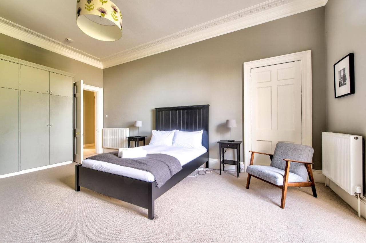 Joivy Bright & Spacious Apt In Stockbridge Edimburgo Esterno foto