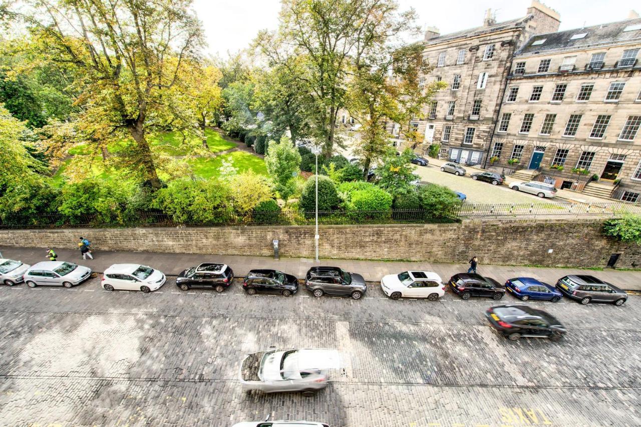 Joivy Bright & Spacious Apt In Stockbridge Edimburgo Esterno foto