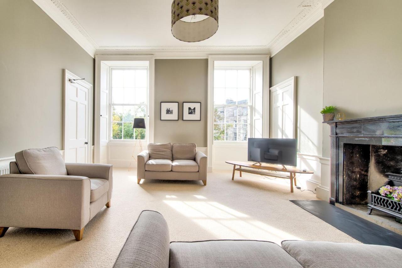 Joivy Bright & Spacious Apt In Stockbridge Edimburgo Esterno foto